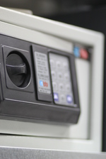 Изработка на малки сейфове за офис по поръчка Пловдив