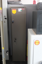 Дизайнерски метален шкаф за документи Пловдив