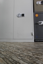 Офис метален шкаф за класьори дизайнерски Пловдив