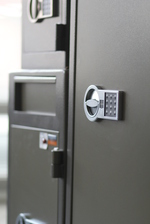 Сигурен сейф с електронна брава Пловдив