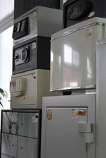 Метални електронни сейфове по индивидуални изисквания Пловдив