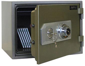 

Сейф Topaz BSC-320