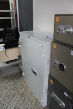 Поръчкова изработка на малък сейф за  Пловдив