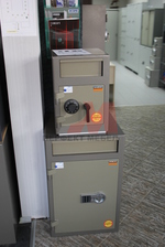 Поръчкова изработка на работни сейфове и за кабинети Пловдив