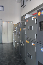 Поръчкова изработка на голям сейф за офис Пловдив