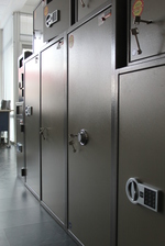 Офис офис скъпи сейфове по индивидуална поръчка Пловдив